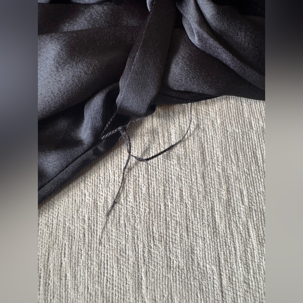 Victoria’s Secret Satin Lace Trim Robe Black XS/S Kimono Style Wrap Belt Lounge - Picture 8 of 10